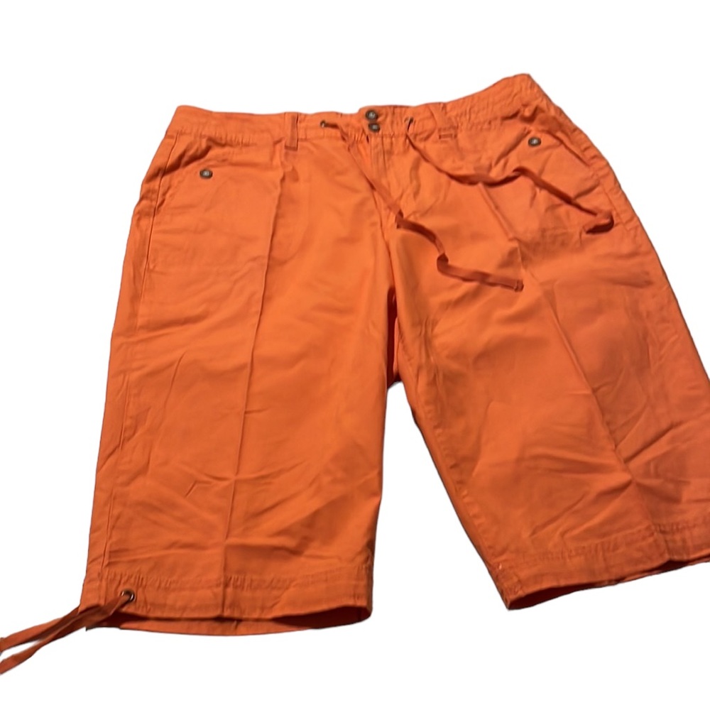 Bandolino size 14 orange cropped  cargo pants flat front dark coral NWOT